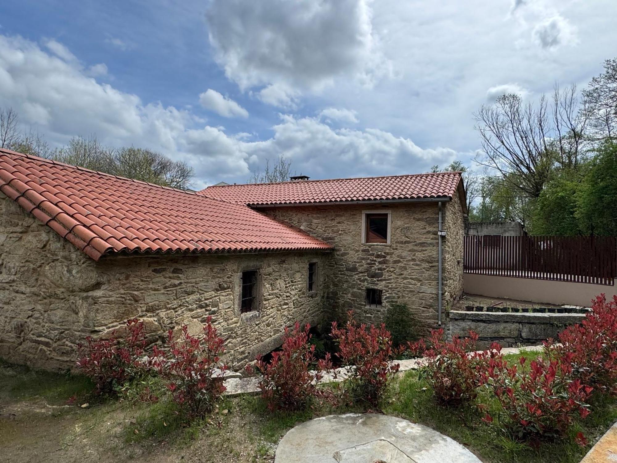 Luar Do Sarela & Suites Conjo Εξωτερικό φωτογραφία
