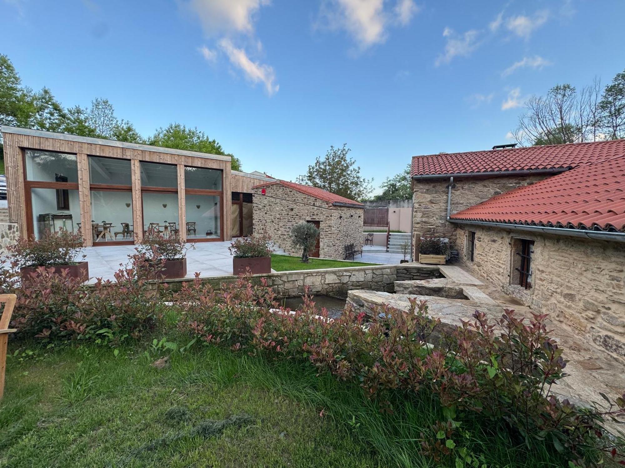 Luar Do Sarela & Suites Conjo Εξωτερικό φωτογραφία